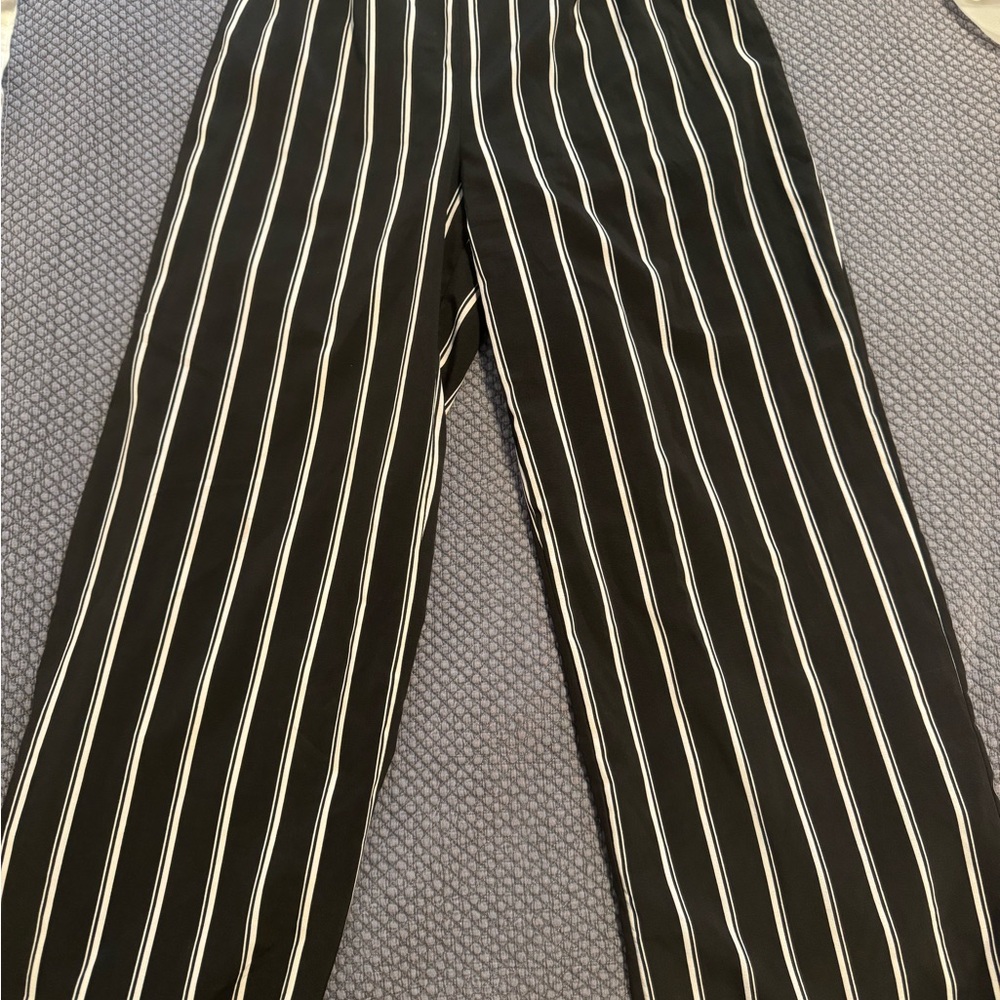 Two Piece Set - Picture 3 of 3